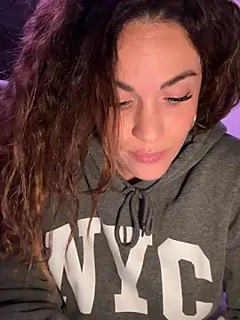 Clara-xoxo online show from January 11, 11:13 pm