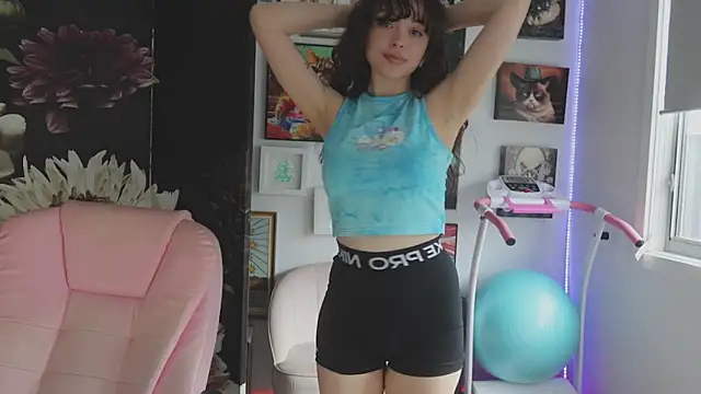 Snapshot of makiyahbelle chatting on March 26, 4:40 am makiyahbelle online show from March 26, 4:40 am