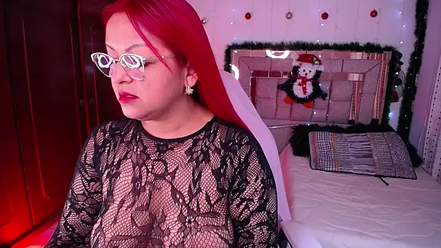 Snapshot of salomecastro_ chatting on January 13, 1:33 am salomecastro online show from January 13, 1:33 am