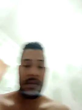 Snapshot of AzureKnee chatting on November 17, 5:30 pm AzureKnee online show from November 17, 5:30 pm