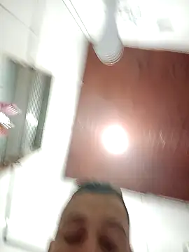 Snapshot of AzureKnee chatting on March 30, 9:38 pm AzureKnee online show from March 30, 9:38 pm