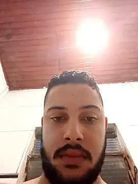 Snapshot of AzureKnee chatting on April 6, 9:49 pm AzureKnee online show from April 6, 9:49 pm