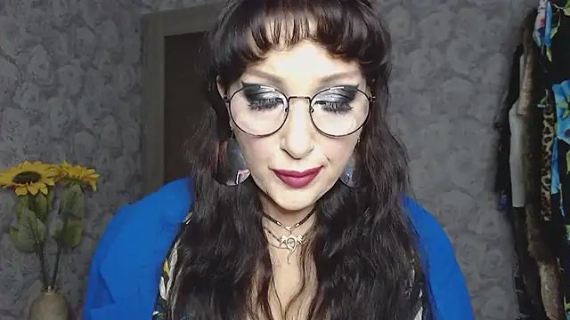 Snapshot of Aziza1 chatting on September 20, 3:02 pm Aziza1 online show from September 20, 3:02 pm