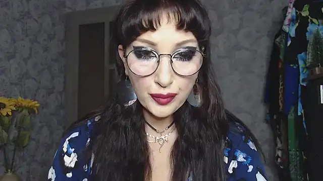 Snapshot of Aziza1 chatting on September 23, 2:42 pm Aziza1 online show from September 23, 2:42 pm