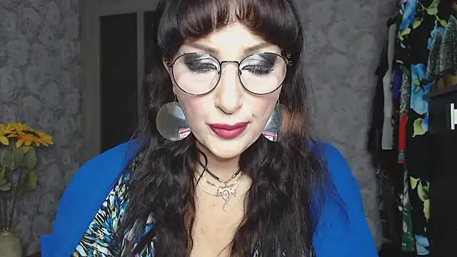 Snapshot of Aziza1 chatting on October 20, 3:12 pm Aziza1 online show from October 20, 3:12 pm