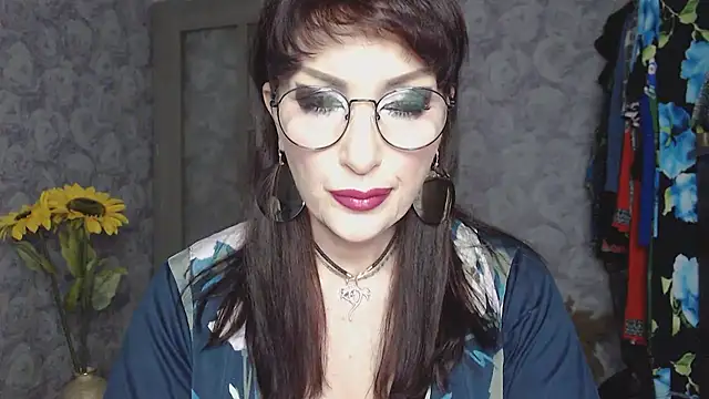 Aziza1 online show from May 6, 2:11 pm