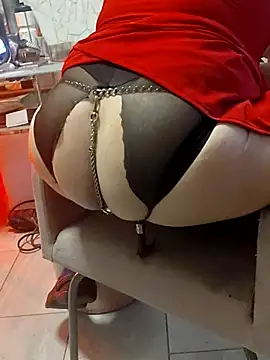 Snapshot of ivanperistil chatting on January 11, 9:47 am ivanperistil online show from January 11, 9:47 am