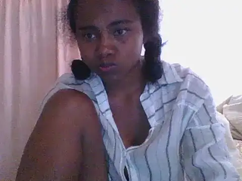 Snapshot of Hamie_sexy chatting on September 9, 6:46 am Hamie sexy online show from September 9, 6:46 am