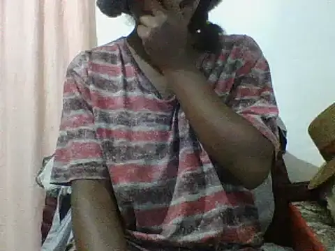 Snapshot of Hamie_sexy chatting on September 15, 7:03 pm Hamie sexy online show from September 15, 7:03 pm