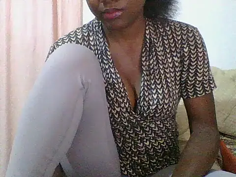 Snapshot of Hamie_sexy chatting on September 17, 1:35 pm Hamie sexy online show from September 17, 1:35 pm