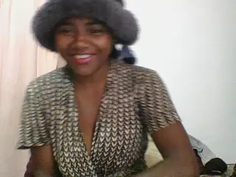 Snapshot of Hamie_sexy chatting on September 18, 4:58 am Hamie sexy online show from September 18, 4:58 am