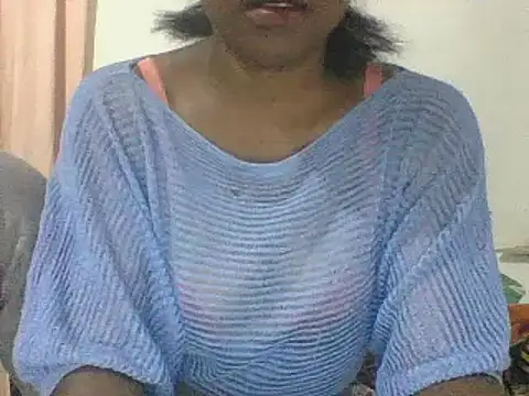 Snapshot of Hamie_sexy chatting on October 18, 3:13 pm Hamie sexy online show from October 18, 3:13 pm