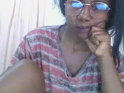 Snapshot of Hamie_sexy chatting on October 21, 7:31 am Hamie sexy online show from October 21, 7:31 am