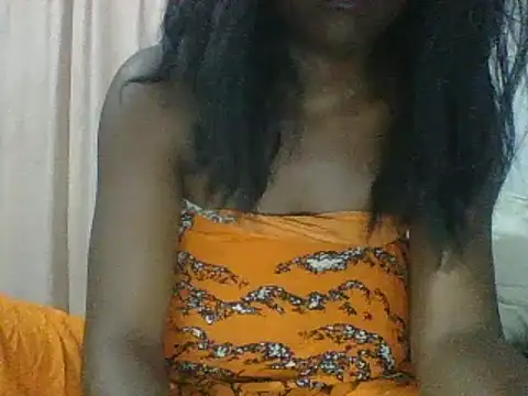 Snapshot of Hamie_sexy chatting on October 21, 8:31 pm Hamie sexy online show from October 21, 8:31 pm