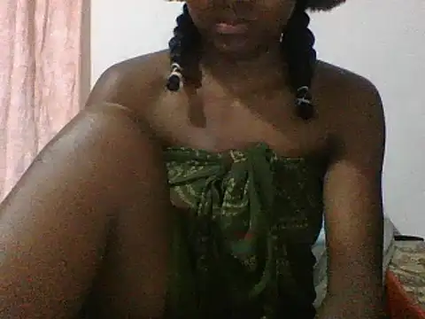 Snapshot of Hamie_sexy chatting on January 15, 8:01 pm Hamie sexy online show from January 15, 8:01 pm