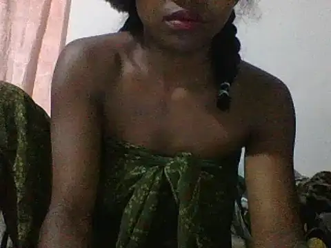 Snapshot of Hamie_sexy chatting on January 16, 9:30 pm Hamie sexy online show from January 16, 9:30 pm