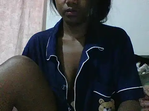 Snapshot of Hamie_sexy chatting on February 4, 7:31 pm Hamie sexy online show from February 4, 7:31 pm