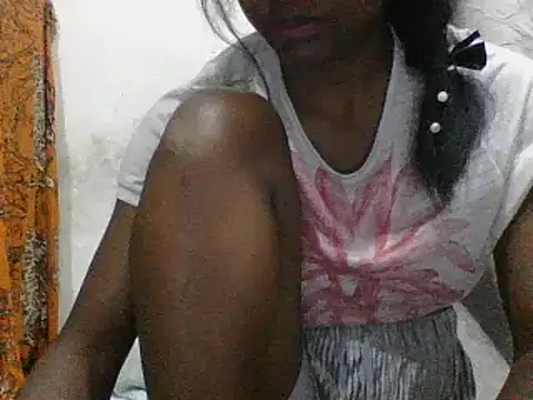 Snapshot of Hamie_sexy chatting on February 12, 8:37 pm Hamie sexy online show from February 12, 8:37 pm