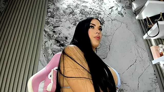 Snapshot of Loren_Baker chatting on February 11, 10:53 am Loren Baker online show from February 11, 10:53 am