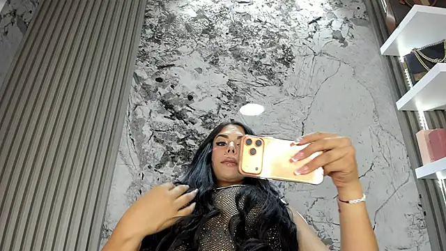 Snapshot of Loren_Baker chatting on April 10, 6:45 pm Loren Baker online show from April 10, 6:45 pm