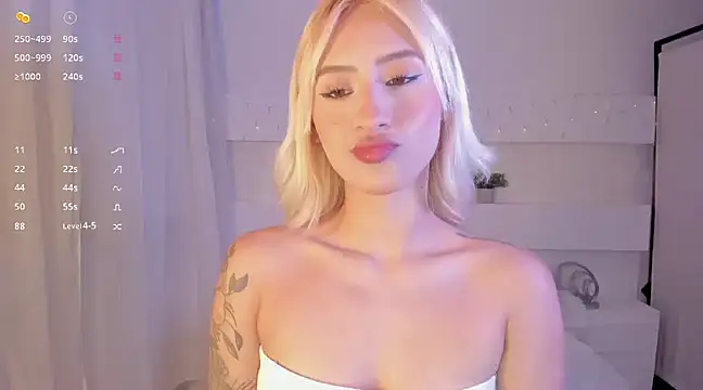 AshleyRoys online show from December 24, 3:37 pm