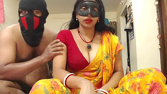 Elina Raj online show from March 7, 5:49 pm