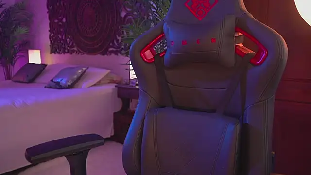 ambarEvans online show from March 20, 1:46 am