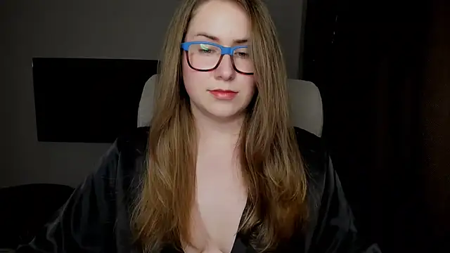 SeasonalSomeone online show from October 28, 11:29 pm