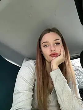 Snapshot of Night_dreams chatting on February 25, 10:25 am Night dreams online show from February 25, 10:25 am