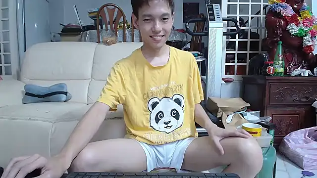 Snapshot of andrewooi chatting on September 12, 10:59 am andrewooi online show from September 12, 10:59 am