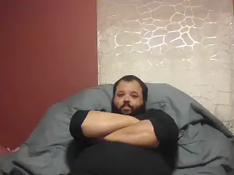 Strongbutgentle36 online show from September 30, 8:19 am