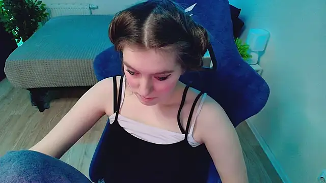 CranberryHot online show from May 15, 1:34 am
