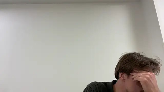 fmodel online show from March 9, 3:38 pm