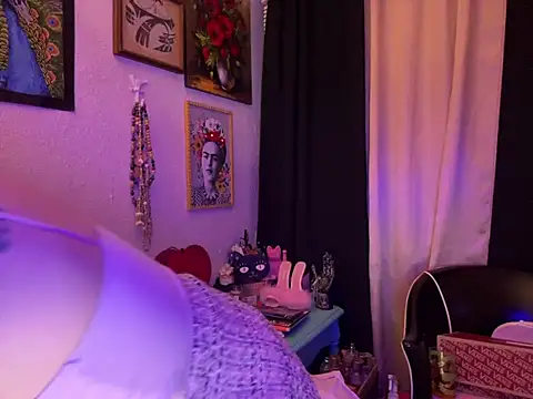 AnaisxSin online show from January 29, 9:23 am