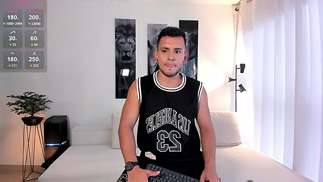 Snapshot of Stud_samu chatting on September 24, 8:34 pm Stud samu online show from September 24, 8:34 pm