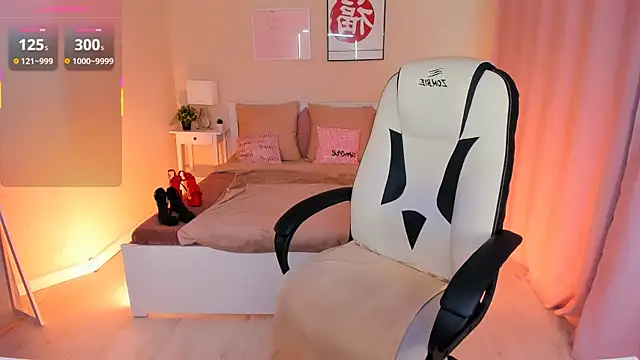 Snapshot of HelenaRegal chatting on September 23, 1:47 pm HelenaRegal online show from September 23, 1:47 pm