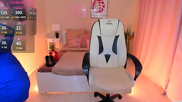 Snapshot of HelenaRegal chatting on November 28, 1:58 pm HelenaRegal online show from November 28, 1:58 pm