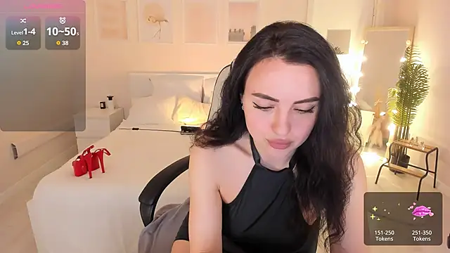 HelenaRegal online show from May 24, 12:43 pm