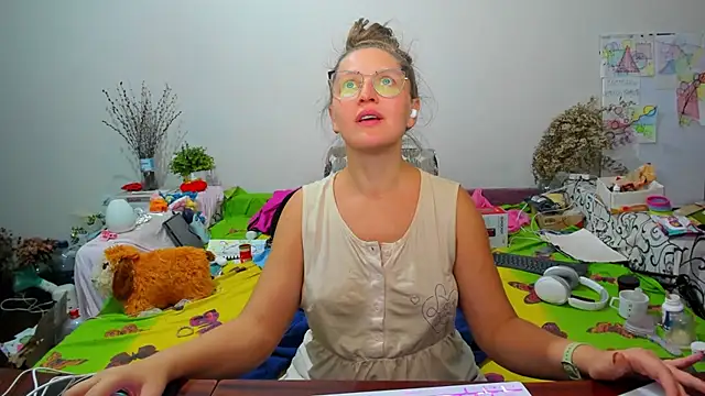 IamYourNarcotic online show from December 1, 5:02 pm