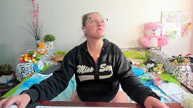IamYourNarcotic online show from May 3, 3:18 pm