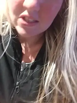 Mllesha74000 online show from January 14, 7:41 pm