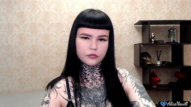Snapshot of alicenevill chatting on June 30, 1:01 pm alicenevill online show from June 30, 1:01 pm