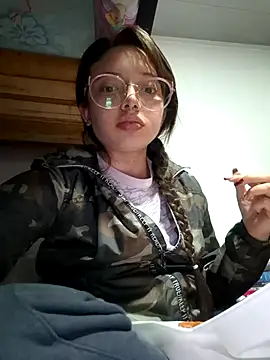 linda-schmidt online show from November 12, 2:01 am