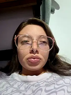linda-schmidt online show from May 11, 2:39 am