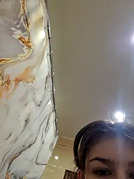 Snapshot of alyssa_sweet chatting on December 15, 7:01 am alyssa sweet online show from December 15, 7:01 am