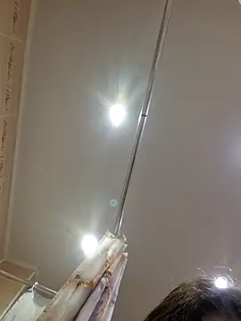 Snapshot of alyssa_sweet chatting on December 18, 5:02 am alyssa sweet online show from December 18, 5:02 am