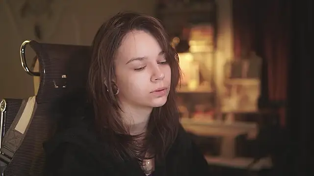 Snapshot of alyssa_sweet chatting on March 6, 2:41 am alyssa sweet online show from March 6, 2:41 am