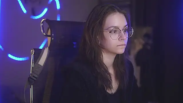 Snapshot of alyssa_sweet chatting on March 27, 8:26 am alyssa sweet online show from March 27, 8:26 am