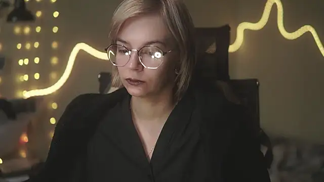 alyssa sweet online show from May 18, 5:02 am