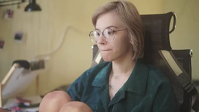 alyssa sweet online show from May 19, 5:25 am